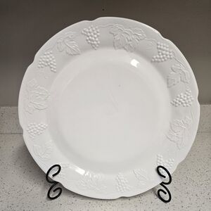 14” White Milk Glass Plate/Round Platter/Charger & Raised Grapes & Leaves Border